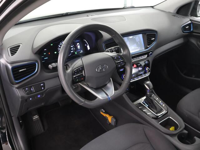 Hyundai IONIQ 1.6 GDi Comfort | Apple Carplay/Android Auto | Cruise Control Adaptief | Parkeercamera | Climate Control | Keyless Go | DAB |