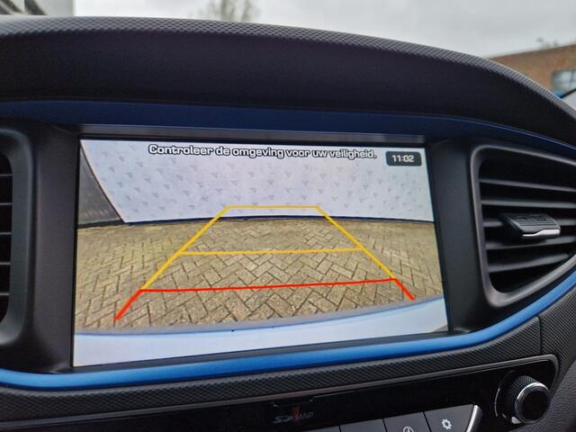 Hyundai IONIQ 1.6 GDi Automaat | Camera | Navi | Clima | Infinity Audio | Apple CarPlay/Android Auto | 16" Velgen | Licht-/Regensensor | PDC | Cruise | LED |
