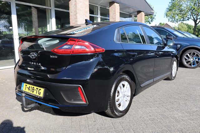 Hyundai IONIQ 1.6 GDi Comfort CAMERA INFINITY-SOUND DAB CARPLAY CRUISE CLIMA NAVI