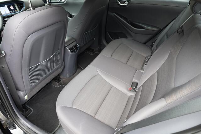 Hyundai IONIQ 1.6 GDi Comfort CAMERA INFINITY-SOUND DAB CARPLAY CRUISE CLIMA NAVI