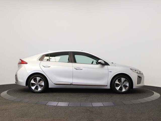 Hyundai IONIQ Premium EV | Camera | Carplay | DAB | Stoelverw. |