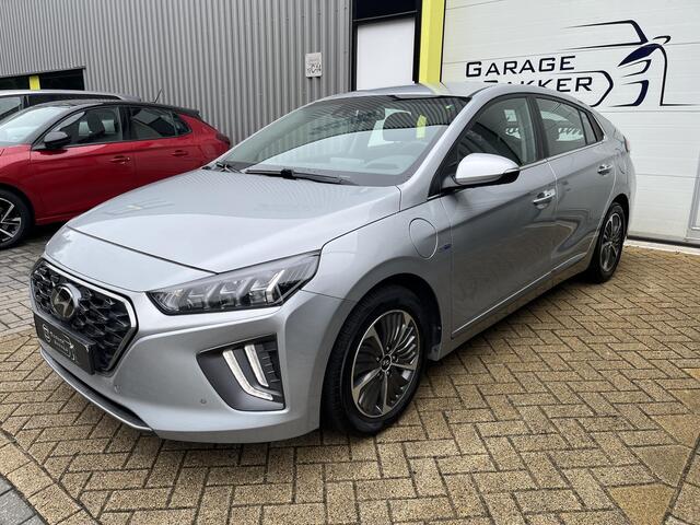Hyundai IONIQ 1.6 GDi PHEV Premium LED, Camera, Stoel/Stuurverwarming, Dodehoeksensoren