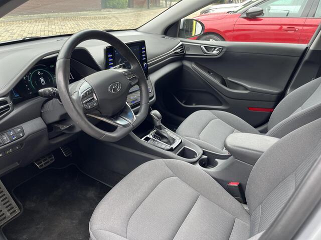 Hyundai IONIQ 1.6 GDi PHEV Premium LED, Camera, Stoel/Stuurverwarming, Dodehoeksensoren