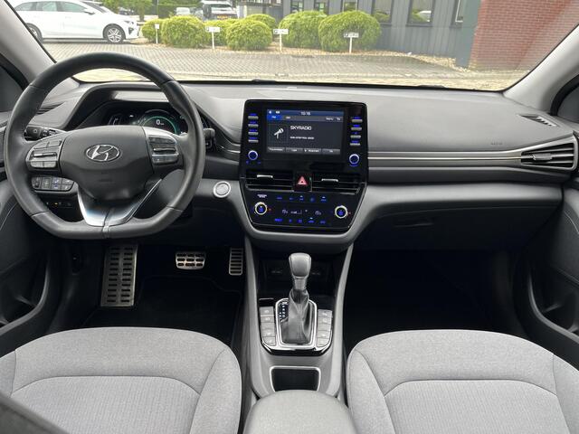 Hyundai IONIQ 1.6 GDi PHEV Premium LED, Camera, Stoel/Stuurverwarming, Dodehoeksensoren