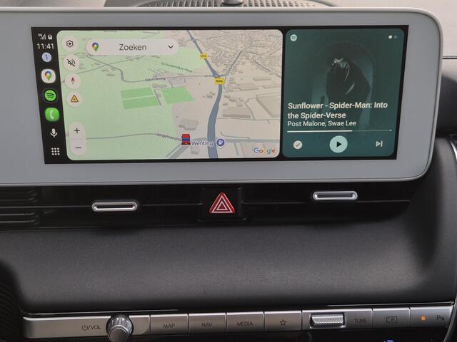 Hyundai IONIQ 5 Lounge 73kWh Automaat / HUD / Apple Carplay Android Auto / Trekgewicht 1600 kg / Rondomzicht camera / Stuur-, Stoel en Achterbankverwarming / Adaptief CC / Bose Audio Systeem / Stoelventilatie / Elektrische achterklep /