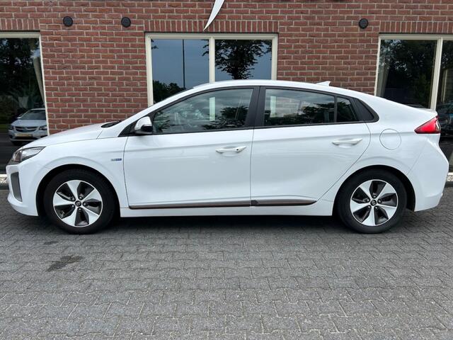 Hyundai IONIQ Comfort EV LEES TEKST / AIRCO KAPOT, HANDEL/EXPORT