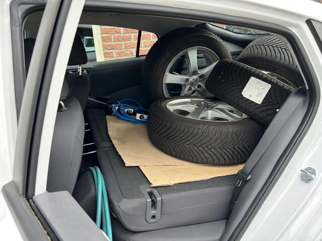 Hyundai IONIQ Comfort EV LEES TEKST / AIRCO KAPOT, HANDEL/EXPORT