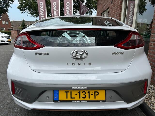 Hyundai IONIQ Comfort EV LEES TEKST / AIRCO KAPOT, HANDEL/EXPORT