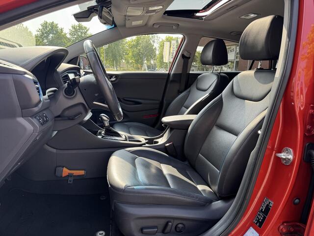 Hyundai IONIQ 1.6 GDi Premium | Schuif-/Kanteldak | Navigatie | Camera | Leder | Stuur- + Stoelverwarming | Geheugenstoel | Apple Carplay/Android Auto | Rijklaarprijs!