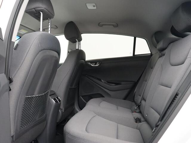 Hyundai IONIQ 1.6 GDI PHEV Comfort | Stoel & stuurverwarming | Adaptive cruise | Camera | Carplay | Navigatie | Full LED | Keyless | Plug In