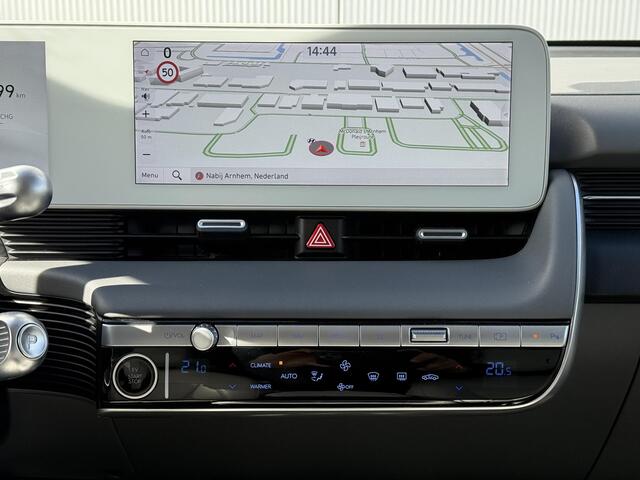 Hyundai IONIQ 5 Lounge 73kWh / NL Auto / Wit Leder / Dashcam Voor + Achter / Stoelverkoeling / Stuurverwarming / Stoelverwarming Voor + Achter /