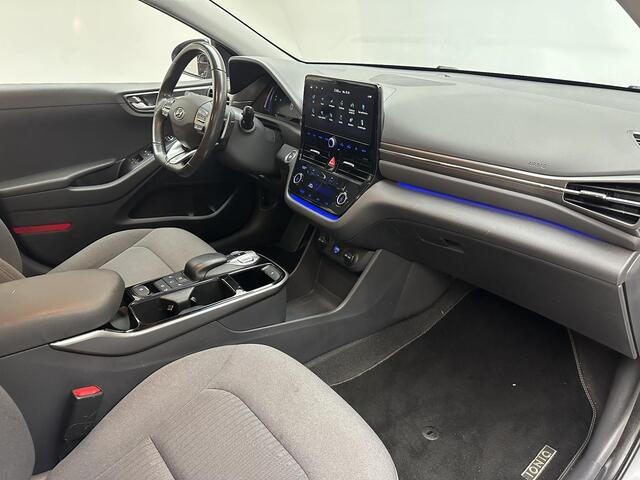 Hyundai IONIQ Comfort EV 38 kWh Apple Carplay | Camera | Stoel verw | NL Auto