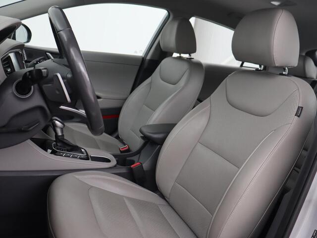 Hyundai IONIQ 1.6 GDI PHEV Premium | Stoelventilatie | Leder | Adaptive cruise | Bi-Xenon | Achterbankverwarming | Carplay | Keyless | Navigatie | Climate control | Stuurverwarming | Plug In