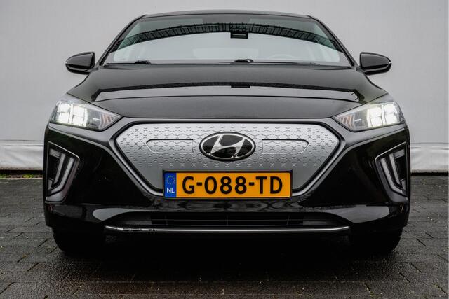 Hyundai IONIQ Comfort EV 38 kWh Nieuw model!/ Camera/ Navigatie/ Stoelverwarming/ Carplay/ Dab/ Adapt. cruise