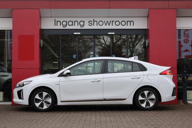 Hyundai IONIQ Comfort EV SoH 98%!!! | Origineel NL | Camera | ACC | Infinity Sound | Navigatie |