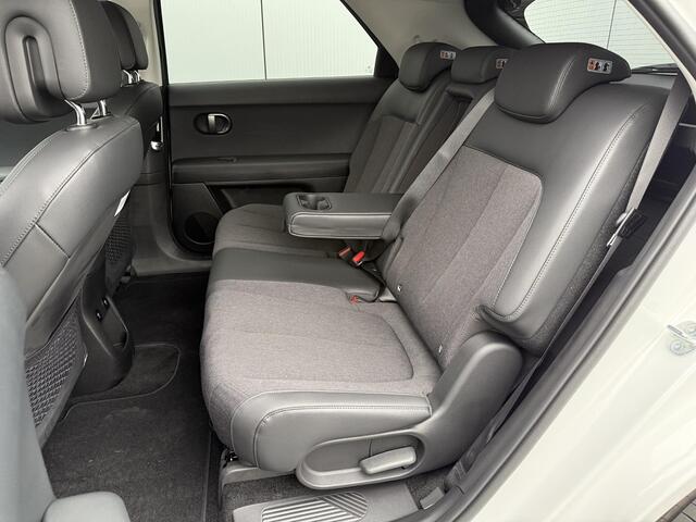 Hyundai IONIQ 5 Connect Limited 84 kWh / 1500 Voordeel / Stoel- & Stuurverwarming / Achteruitrijcamera / Parkeersensoren Voor + Achter /