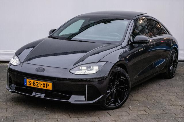 Hyundai IONIQ 6 First Edition AWD 77.4 kWh Schuifdak/ Camera/ Stoel-stuurverwarming/ Navigatie/ Carplay/ Memory/ 20" Lmv