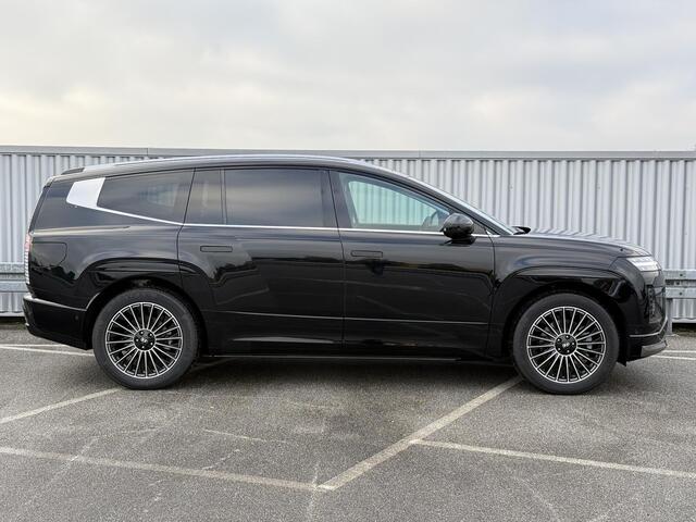 Hyundai IONIQ 9 Lounge AWD 7p. 110.3 kWh / Demo voordeel ¤8570,- Direct beschikbaar / Stoelmassage / Stoel- & Stuurverwarming / Stoelverkoeling Voor + Achter / glazen Schuif- & Kanteldak / 360 Camera /