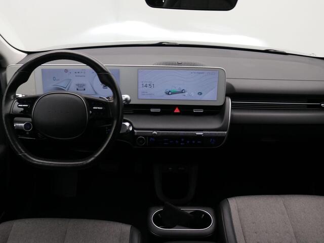 Hyundai IONIQ 5 Connect 73kWh / Warmtepomp / SoH 98,7% / WLTP bereik 481 km / CCS snel-laden / 3-Fase laden / Dealer onderhouden / Climate control / Stuurverwarming / Stoelverwarming / Adaptief cruise control / Lane assist / Dode hoek detectie / Keyless entry / Keyless
