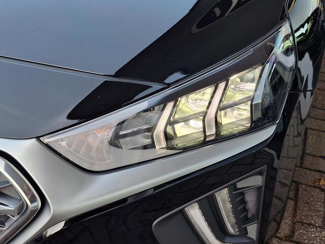 Hyundai IONIQ 1.6 GDi Comfort - Plus | Apple Carplay/Android Auto | Achteruitrijcamera | Adaptief Cruise Control | Draadloos opladen | Climate Control |