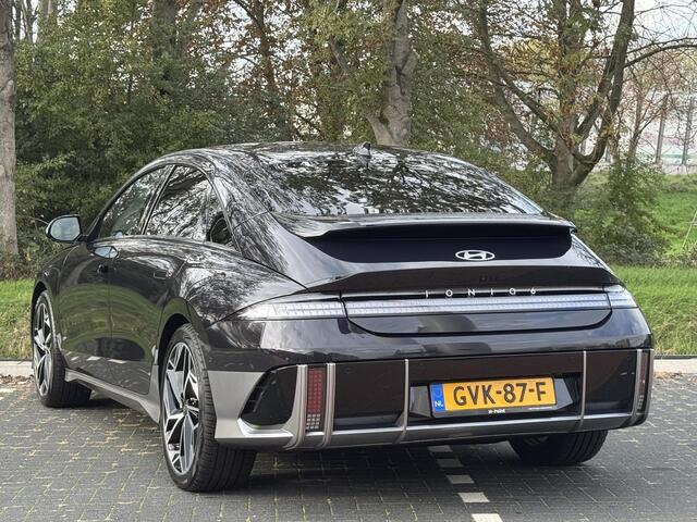 Hyundai IONIQ 6 Lounge 77.4 kWh | Lederen bekleding | Warmtepomp & V2L | Geïntegreerde navigatie | Apple Carplay & Android Auto | Adaptieve Cruisecontrol | Camera | Warmtepomp | Stoel & stuur verwarming | Premium audio BOSE |