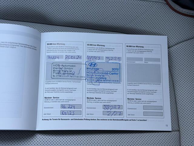 Hyundai IONIQ 5 Lounge 73kWh / Fabrieksgarantie tot 11-2026 / Dealer Onderhouden / HUD / BOSE / 360 Camera / Stoel Verwarming / Stoel Verkoeling / Stoel Ventilatie / Elektr. Stoelen + Memory / Achterbank Verwarming / Elektr. Achterklep / Dodehoek Detectie / Apple Carpl