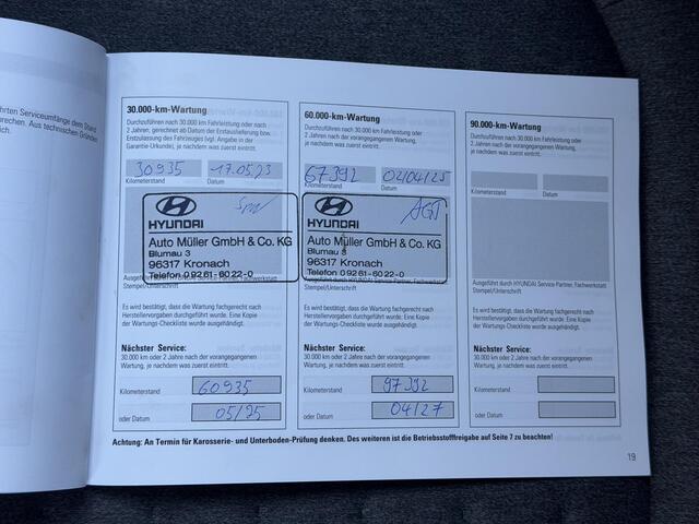 Hyundai IONIQ 5 Connect+ 73kWh / Fabrieksgarantie tot 11-2026 / Dealer Onderhouden / Camera / Elektr. Stoelen / Stoel & Stuurwiel Verwarming / Achterbank Verwarming / Apple Carplay & Android Auto /