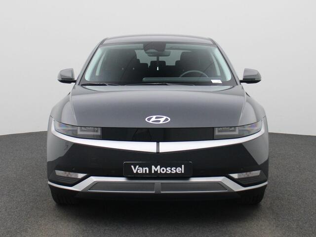 Hyundai IONIQ 5 58kWh Core | Achteruitrijcamera | Adaptive Cruise Control | CCS | Draadloos Opladen | Elektrische Achterklep | Elektrisch Verstelbare Bestuurdersstoel | Stoelverwarming | Verschuifbare achterbank |