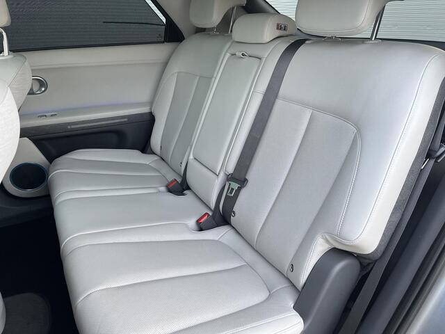 Hyundai IONIQ 5 Lounge 73kWh Automaat / Panoramadak / Achterstoelen verwarmd / Apple Carplay/Android Auto / Lichtmetalen velgen 20" /