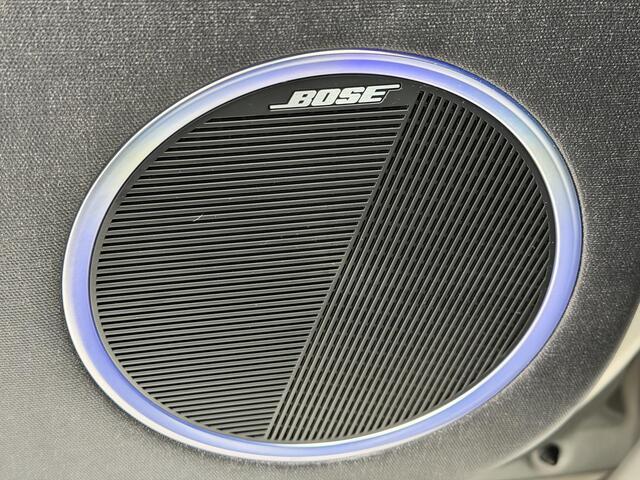 Hyundai IONIQ 5 Lounge AWD 73kWh Automaat / SOH 100% / Dealer onderhouden / Fabrieksgarantie tot 12-2026 / 8 jaar batterij garantie / Warmte Pomp / 360 Camera / BOSE / HUD / Navigatie / Elektr. Stoelen + Memory / Stoelverwarming / Stoelventilatie / Adaptieve cruise /