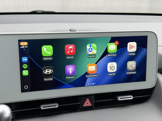 Hyundai IONIQ 5 Connect 73kWh Automaat / Fabrieksgarantie tot 08-2027 / Dealer onderhouden / 8 Jaar Batterij Garantie / Camera / Apple Carplay & Android Auto / Warmtepomp / Achterbank Verwarming / Stoel & Stuurwiel Verwarming / ACC Cruise / Dodehoek / Elektr. Stoelen /