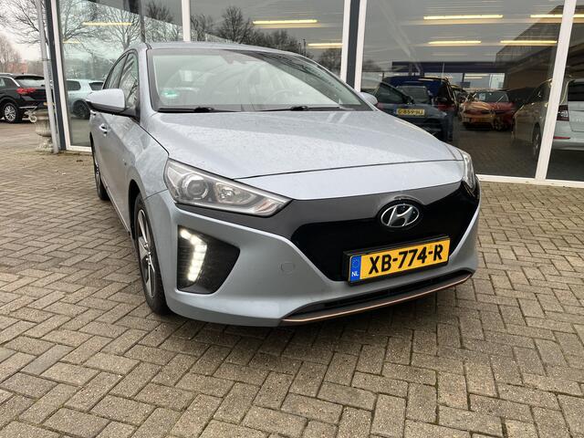 Hyundai IONIQ Comfort EV / Stoelverwarming / Cruise / Carplay / Led / Lmv
