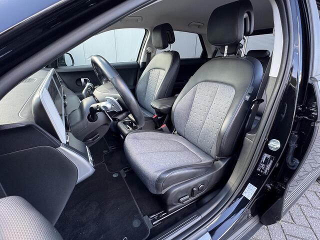 Hyundai IONIQ 5 Style 58 kWh / SOH 98,2 % / Actieradius 384KM WLTP / 3 Fasen Laden / Navigatie / Apple CarPlay & Android Auto / Cruise Control / Dealer Onderhouden / Parkeersensoren / Adaptieve Cruise Control / Privacy Glass / Achteruitrijcamera /
