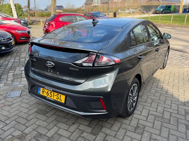 Hyundai IONIQ Comfort EV 38 kWh ecc,navi,lmv,camera
