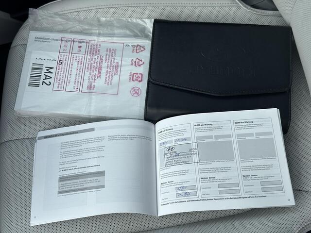 Hyundai IONIQ 5 Lounge 77,4kWh Automaat / Dealer onderhouden / Fabrieksgarantie tot 12-2027 / Panorama dak /