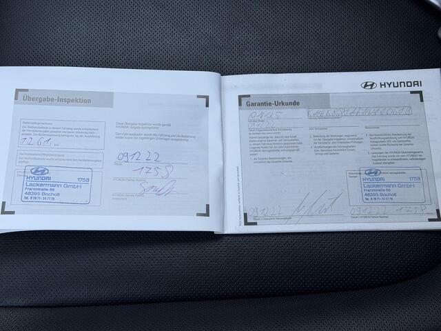 Hyundai IONIQ 5 Lounge 73kWh Automaat / Fabrieksgarantie tot 09-2027 / Dealer Onderhouden / 8 Jaar Batterij Garantie / Warmtepomp / HUD / BOSE / 360 Camera / Elektr. Stoelen / Stoel Verwarming / Stuurwiel Verwarming / Stoel Ventilatie / Dodehoek Detectie / Lederen Be