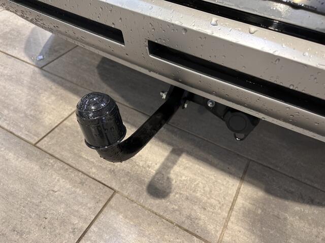 Hyundai IONIQ 5 Lounge 77.4 kWh 229pk | Trekhaak | 1600KG trekgewicht | Verwarmbare&Verkoelde Memory Seats | Bose audio | 360 Camera |