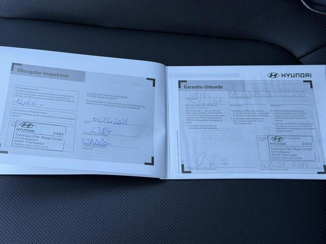 Hyundai IONIQ 5 Lounge AWD 73kWh Automaat / Trekhaak / SOH 100% / Dealer onderhouden / Fabrieksgarantie tot 12-2026 / Warmtepomp / 8 Jaar Batterij Garantie / HUD / 360 Camera / BOSE / Elektr. Stoelen met Memory Functie / Lederen Bekleding / Stoel Verwarming / Stuurwiel