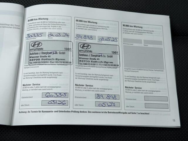 Hyundai IONIQ 5 Lounge AWD 77.4 kWh Automaat 325Pk / SOH 100% / Panoramadak / Dealer onderhouden / 1.600 kg Trekhaak / Fabrieksgarantie tot 2-2027 / 8 Jaar Batterij Garantie / Warmtepomp / ACC / HUD / 360 Camera / Elektr. Stoelen / Stoel Verwarming / Stoel Ventilatie /