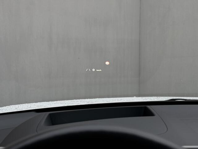 Hyundai IONIQ 5 Lounge AWD 77.4 kWh Automaat 325Pk / SOH 100% / Panoramadak / Dealer onderhouden / 1.600 kg Trekhaak / Fabrieksgarantie tot 2-2027 / 8 Jaar Batterij Garantie / Warmtepomp / ACC / HUD / 360 Camera / Elektr. Stoelen / Stoel Verwarming / Stoel Ventilatie /