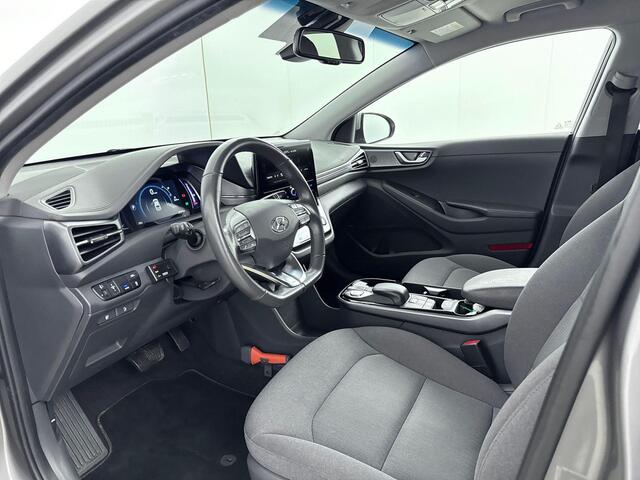 Hyundai IONIQ Comfort EV 38 kWh | Navigatie |SOH 94,7% | Apple Carplay/Android Auto | Achteruitrij Camera | Adaptive Cruise |