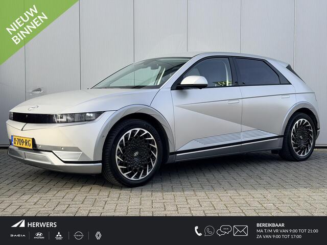 Hyundai IONIQ 5 Lounge AWD 77.4 kWh Automaat / 1e Eigenaar / Zwart Leder / Stoelverkoeling / Stoelverwarming Voor + Achter / Stuurverwarming / Dynamische Navigatie / HUD / 360 Camera / NL Auto /