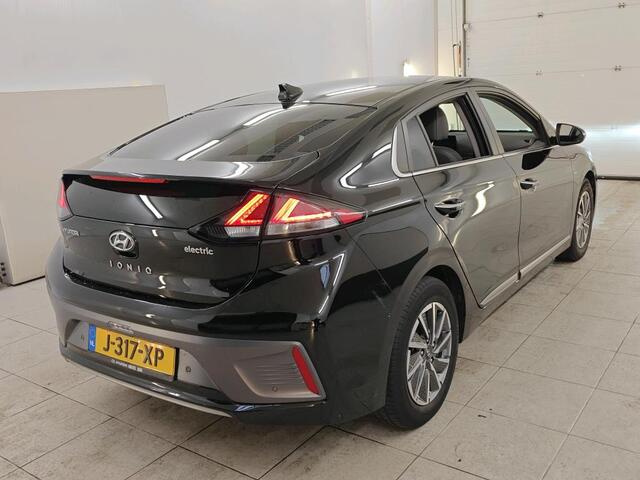 Hyundai IONIQ Premium EV 38 kWh SOH 100% !!!