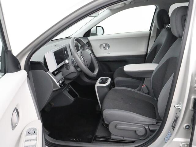 Hyundai IONIQ 5 Style 73kWh | SOH 95% | 3-Fase | Warmtepomp | Stoelverwarming | Adaptive cruise | Camera | Carplay | Keyless | Full LED | Digital Cockpit | Climate control | Gravity Gold Matte