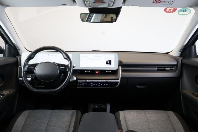 Hyundai IONIQ Style 73 kWh - SOH 90% - Trekhaak - Stoel + stuurverw. - CarPlay