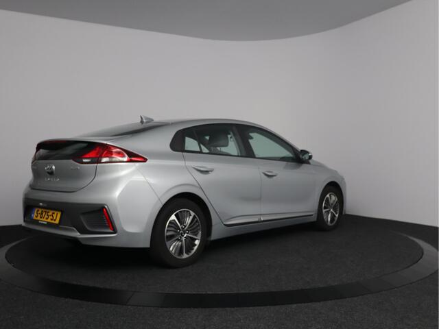 Hyundai IONIQ 1.6 GDi PHEV Comfort | Plug-in Hybrid | Navigatie via Apple Car Play |