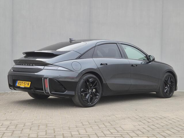Hyundai IONIQ 6 First Edition AWD 77.4 kWh Automaat / Accu SOH 100% / Dealer onderhouden / Fabrieksgarantie tot 02-2028 / WLTP bereik 519 km bereik stad 658 km / CCS snellader / Trekgewicht 1500 kg / Elektrische achterklep / Glazen schuif- en kanteldak / Stuur- Stoel &