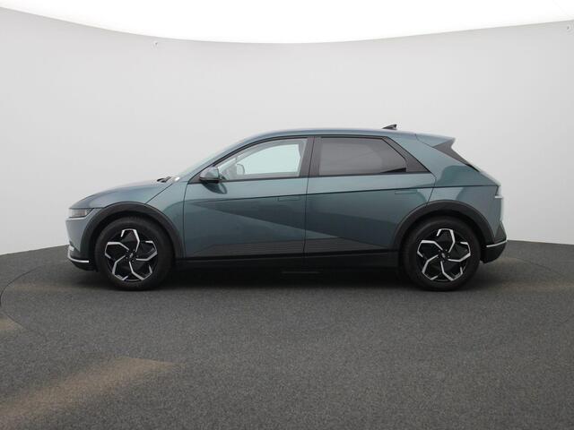 Hyundai IONIQ 5 77.4kWh Core |BTW |WLTP 507 km |Navigatie |Apple & Android Carplay |(Adapt) Cruise & Climate Control |Parkeersensoren Voor & Achter |Achteruitrijcamera | Stoel & Stuurverwarming |