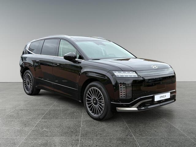 Hyundai IONIQ 9 Lounge AWD+ 7p. 110.3 kWh ¤ 3850 KORTING | 7-PERSOONS | SCHUIF/KANTELDAK | ULTRAVIOLET CLEANING | 2.500KG TREKGEWICHT (GEREMD) |