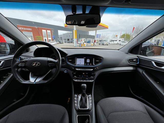 Hyundai IONIQ 1.6 GDi Comfort | Cruise control | Carplay | Automaat | Afneembare Trekhaak | Climate control | BT | DAB radio